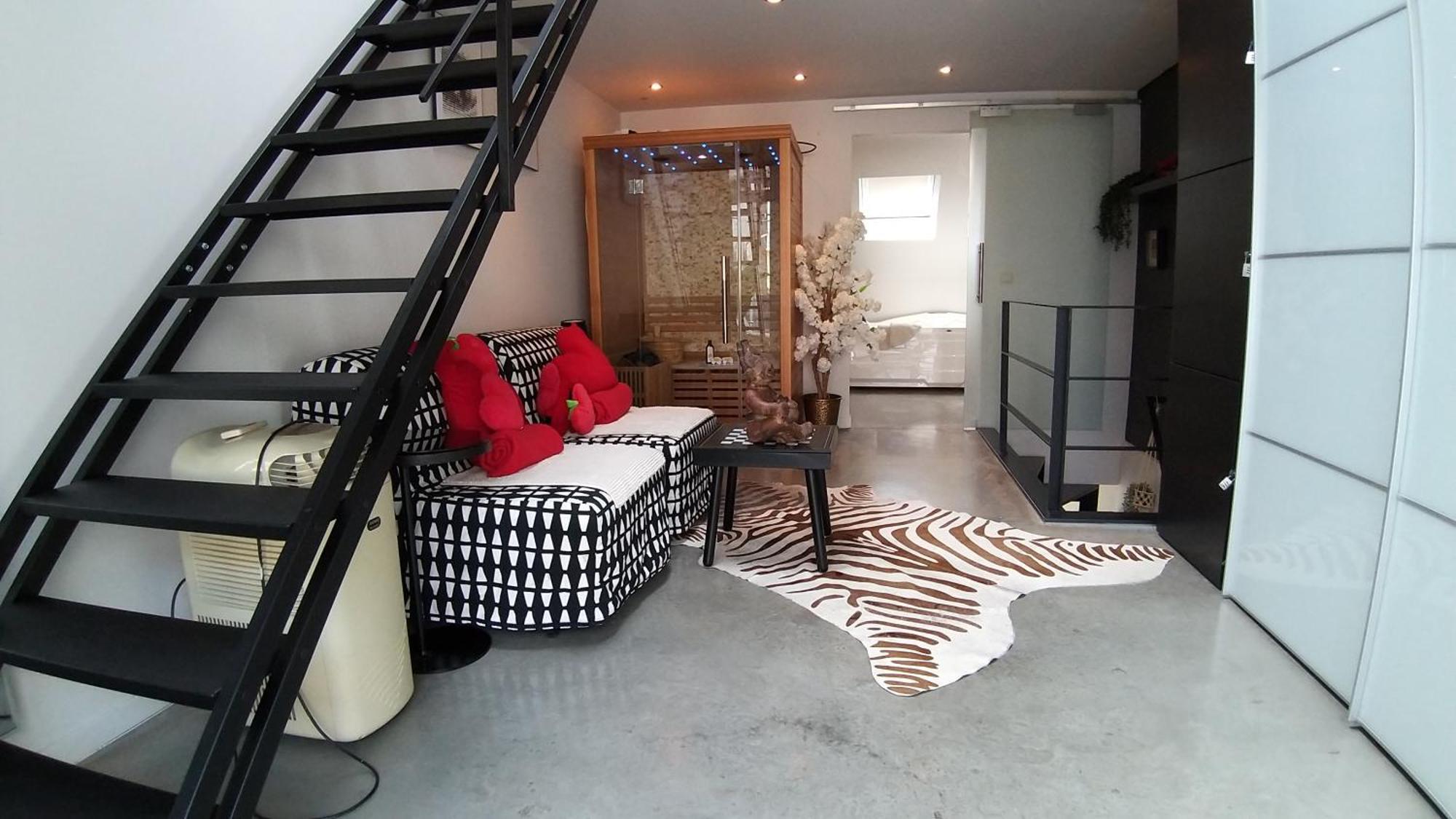 Wellness Loft With Sauna, Jacuzzi, Roof Terrace & Amazing View Apartment Antwerpen Ngoại thất bức ảnh
